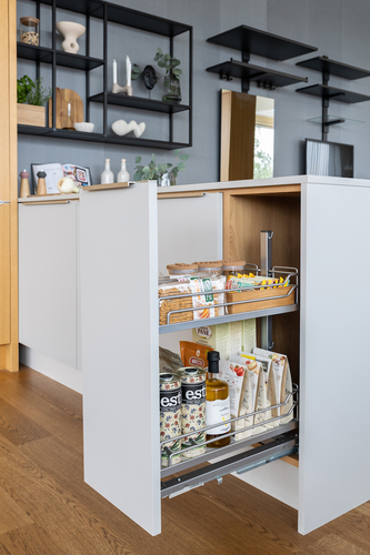 Meble z koszami do każdej kuchni - nowa Linia Arena Silver i jej zastosowanie w szafkach kuchennych Meble z koszami do każdej kuchni - nowa Linia Arena Silver i jej zastosowanie w szafkach kuchennych